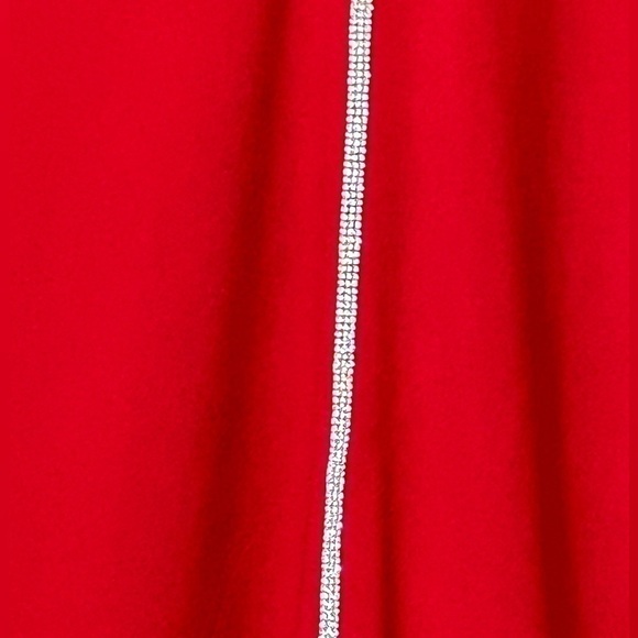 89th+Madison Blouse Women’s Red/Rhinestone V-neck 3/4 Sleeve Size-M NWT - Picture 4 of 8